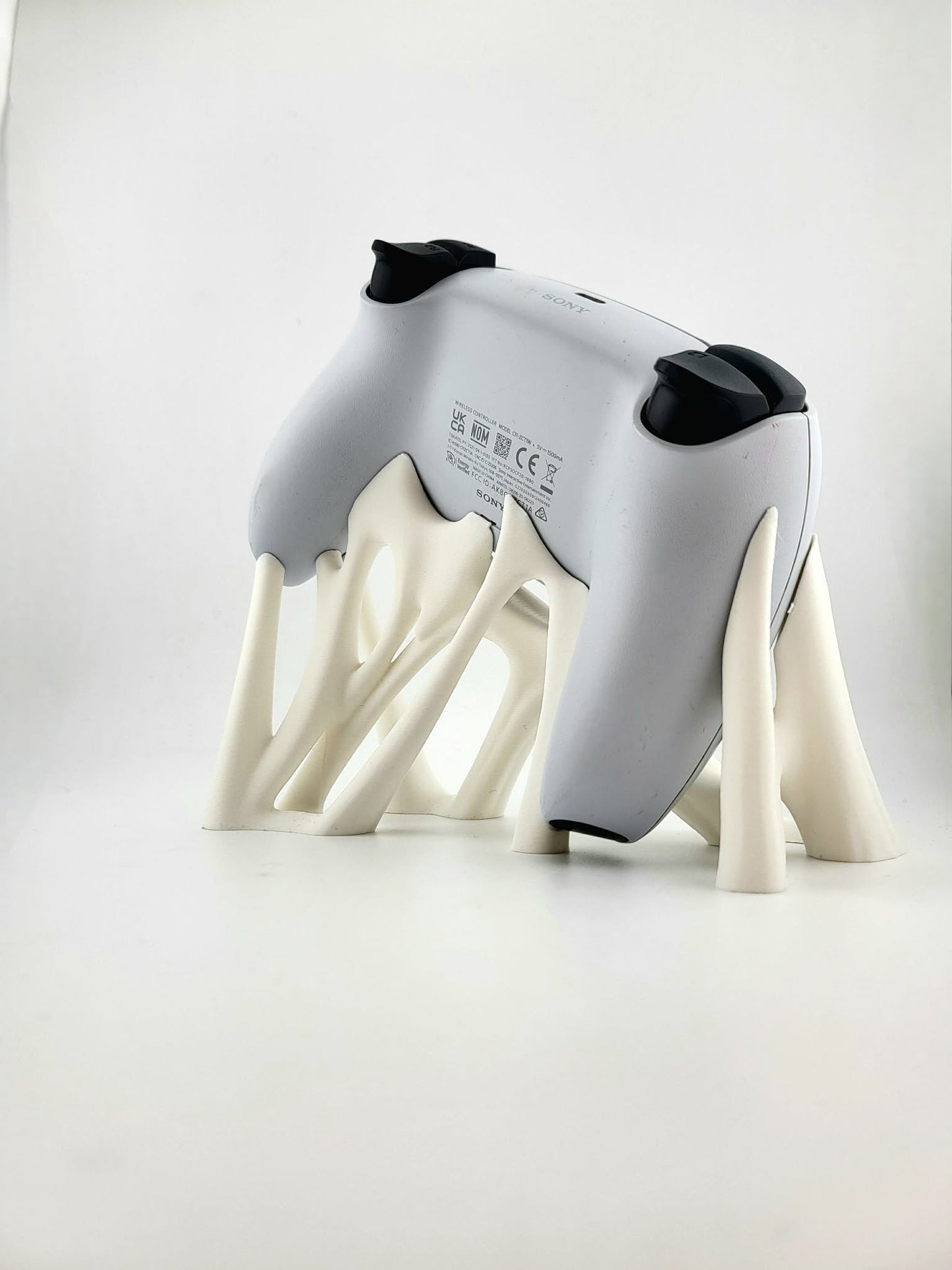 3D Spider Web Controller Stand — Spiderstand Gamer Base